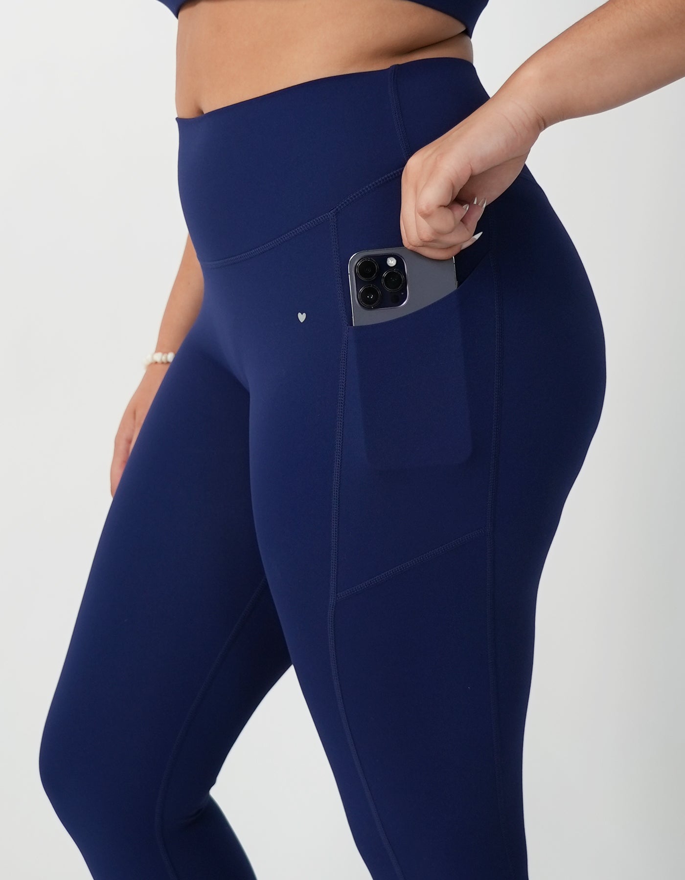 Effortless Pocket Leggings - Blackberry